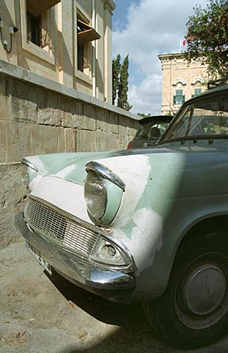 Мальта. Валетта. Форд Англиа 105E. 2006